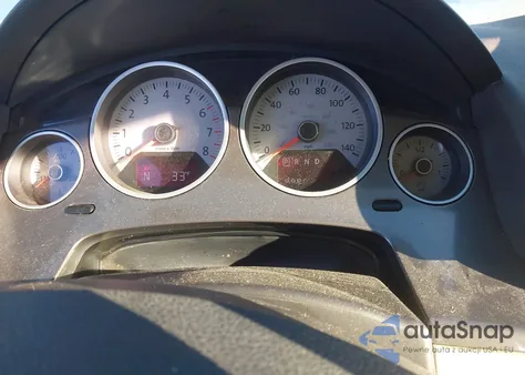 2010 Volkswagen Routan Se z USA, uszkodzony, nr VIN 2V4RW3D10AR424463